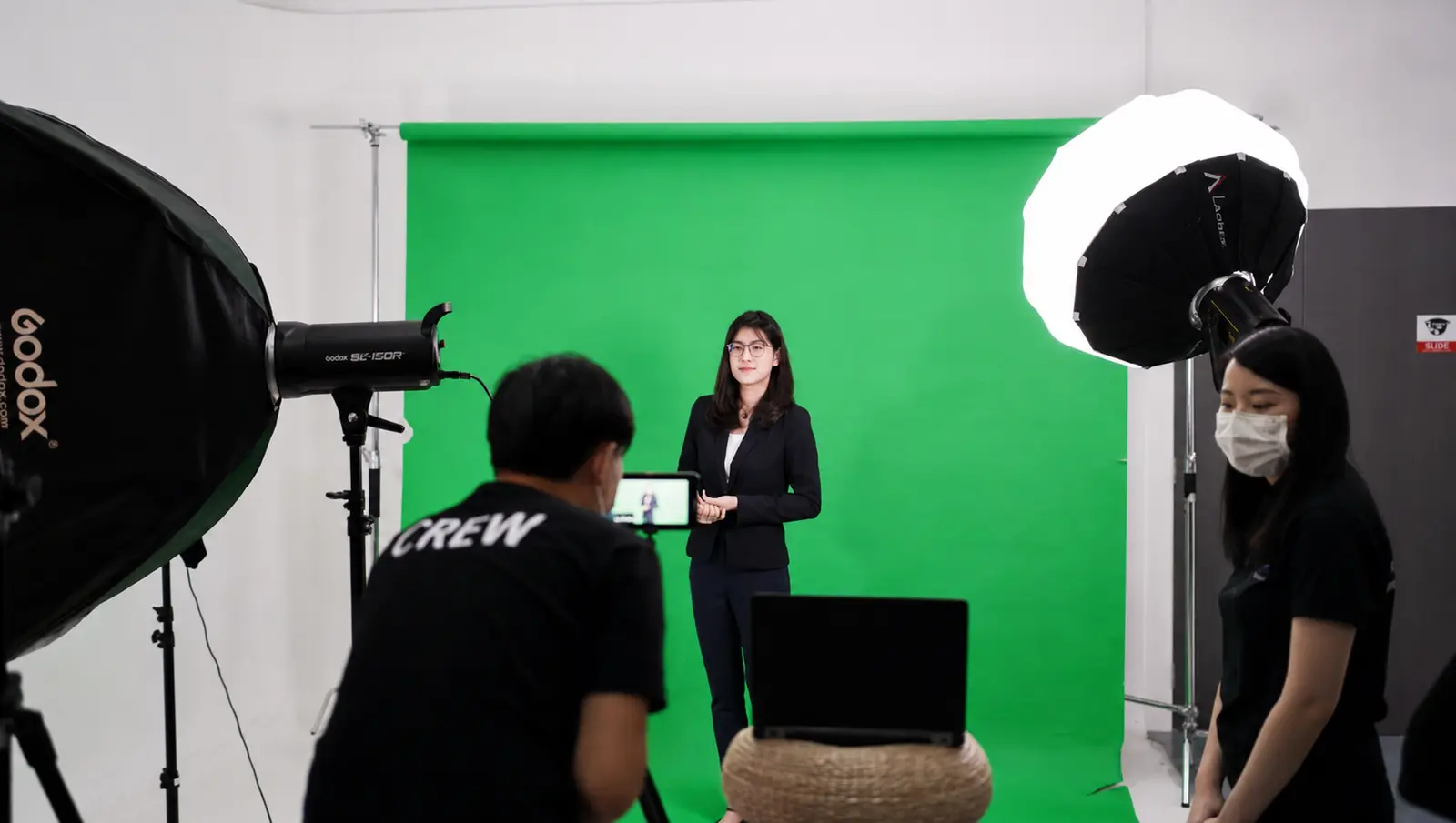 Studio Broadcast — Remote audience production